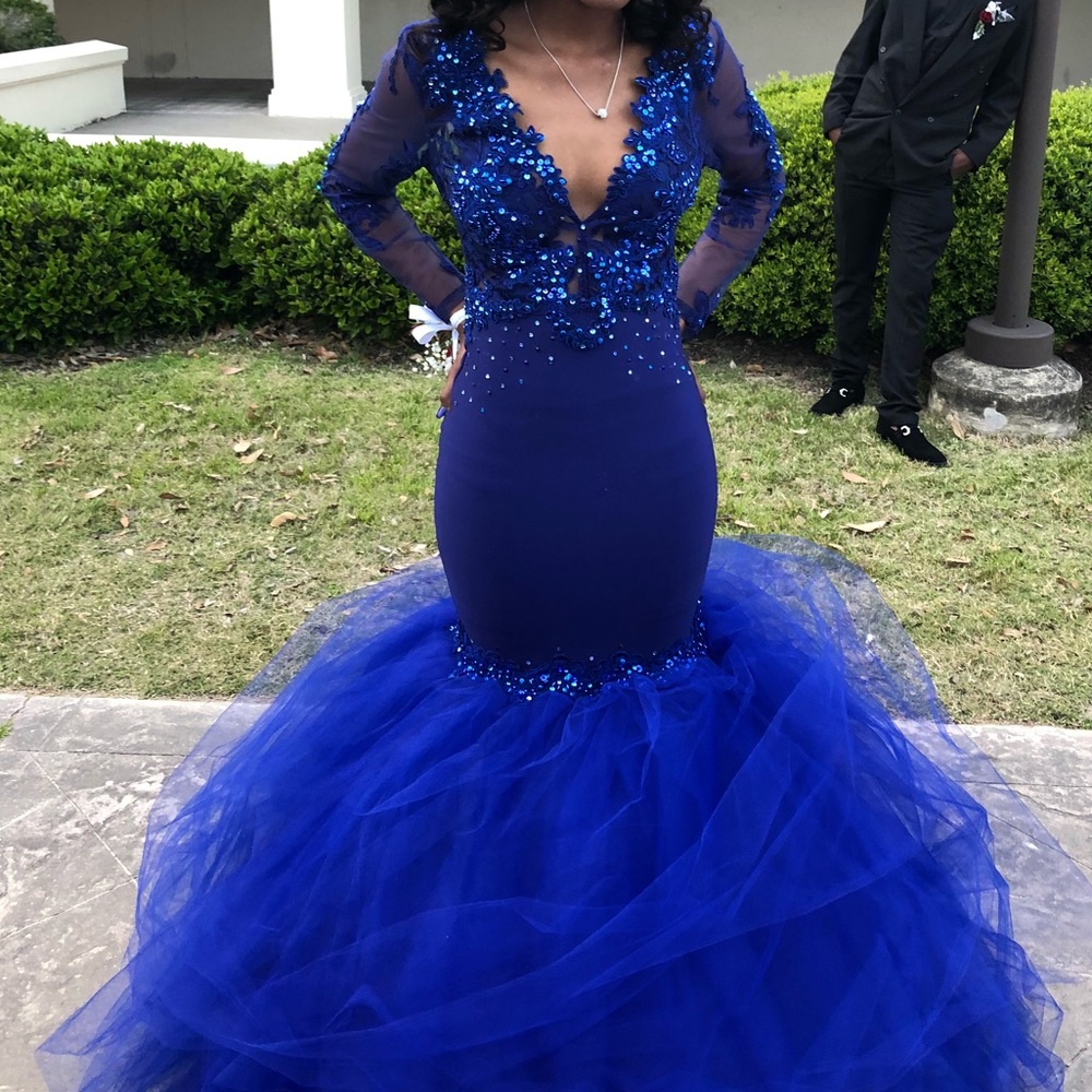 CUSTOM PROM DRESS